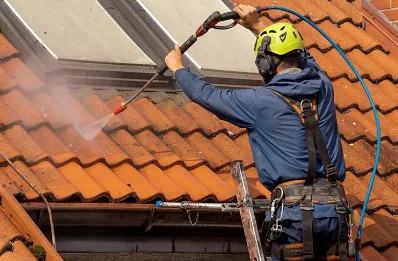 Démoussage et hydrofuge de toiture à Semécourt